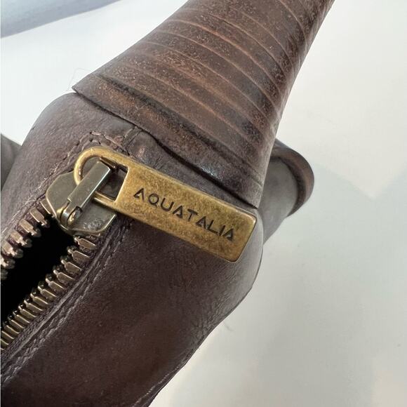 Aquatalia Women’s Brown All Leather Almond Toe Block Heel Zip up Ankle Boots 8 - Picture 7 of 9